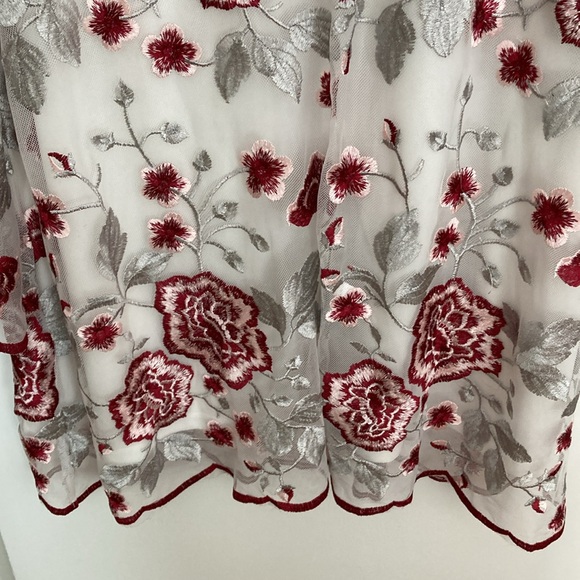 Charter Club XXL, Women's blouse with sheer Floral overlay - Picture 6 of 11